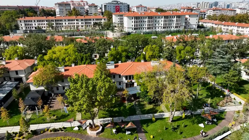 TARİHİ DOKUSU KORUNARAK YENİLENDİ