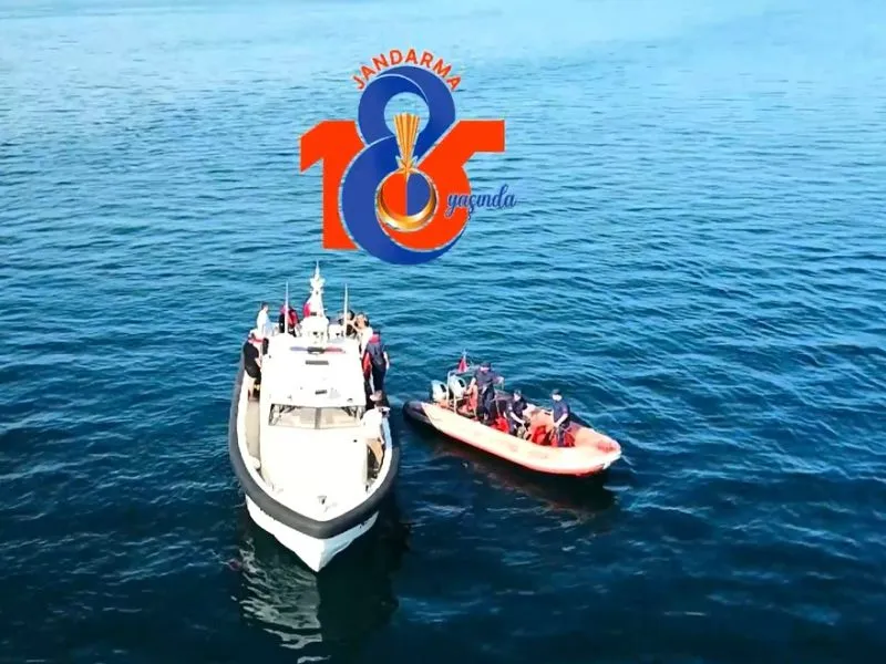 Jandarmanın 185’inci Kuruluş Yıl Dönümünü Gemi Enkazına Dalarak Kutladılar