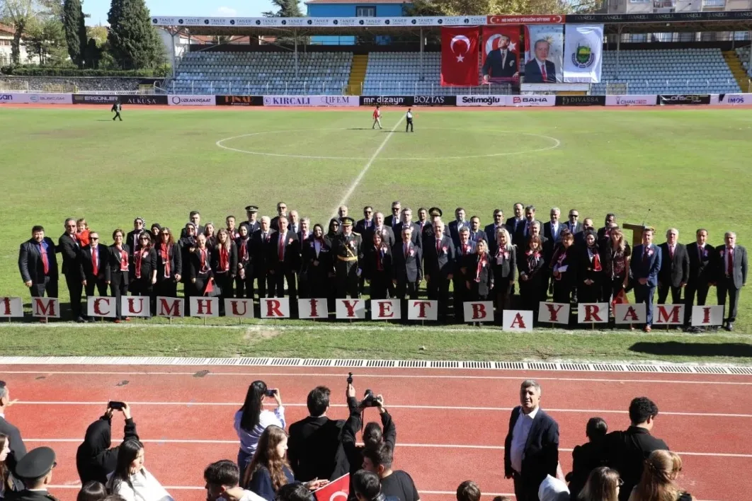 İnegöl’de Cumhuriyet coşkusu