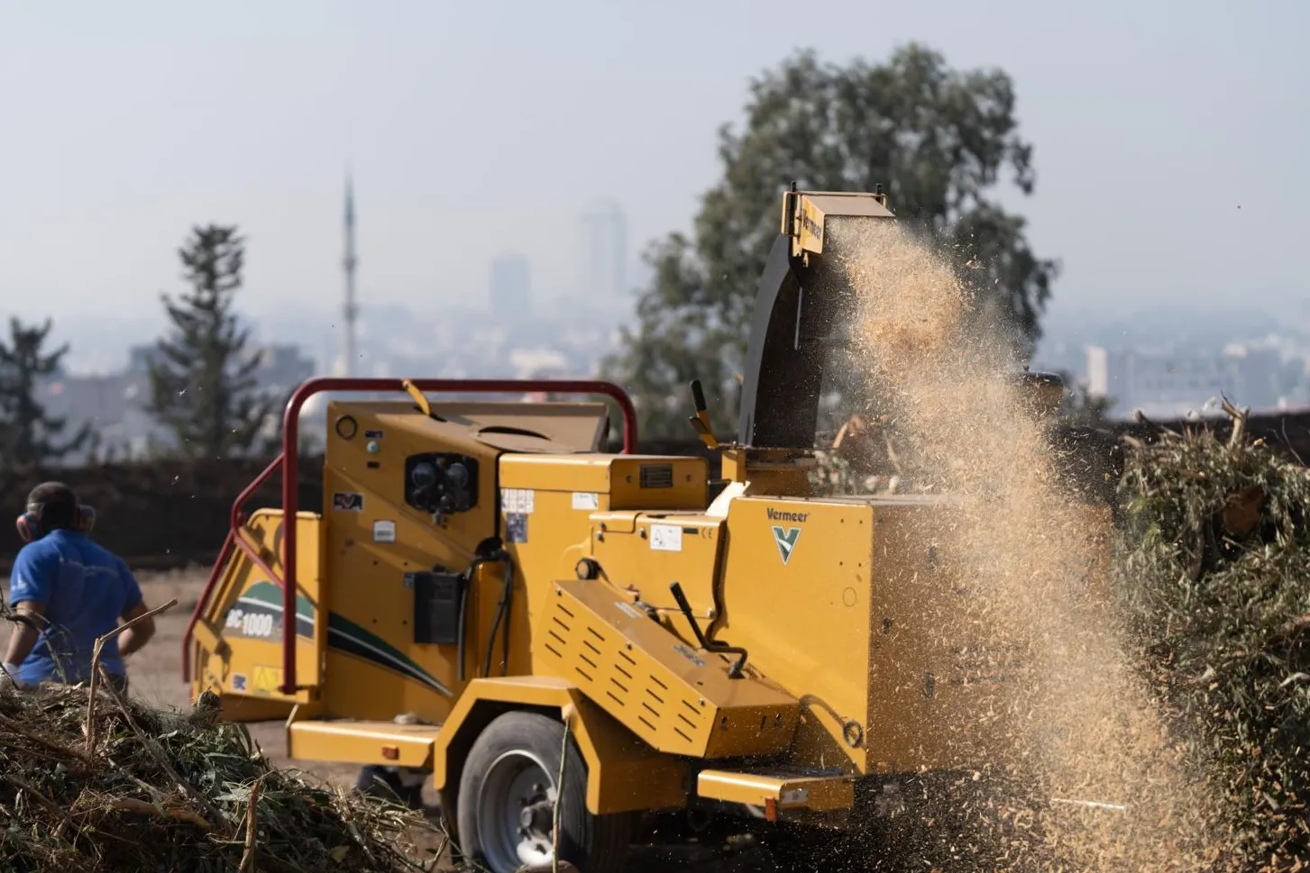 İzmir’de yeşil atıklar kompost gübreye dönüşüyor